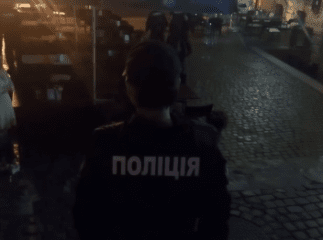 Вночі у центрі Ужгорода "замінували" ресторан "Апріорі"