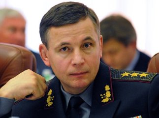 Чиновник із Закарпаття розповів, скільки замахів на Петра Порошенка було минулого року