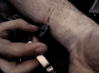 На Хустщині чоловік намагався вчинити суїцид через те, що "втратив сенс жити далі"