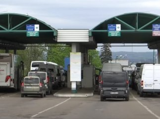 За кордон без черг: на Закарпатті планують запровадити електронний запис у чергу