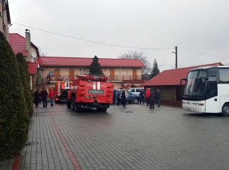 Вранці спалахнула пожежа в готелі. Одна жінка опинилась у пастці