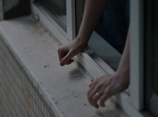 Вночі студентка випала із вікна гуртожитку