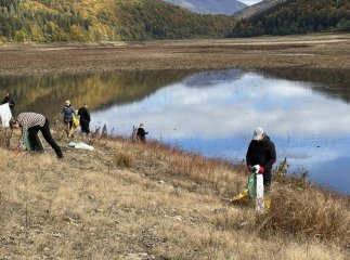 В рамках екопікніка прибрано береги «Закарпатського моря»