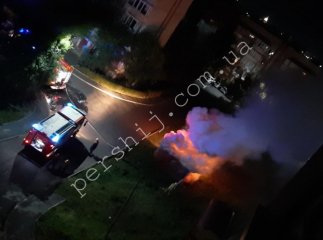 У Мукачеві вночі вирувала пожежа