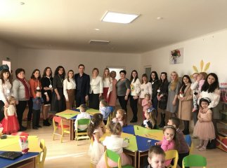 Жінки Тячівщини та Рахівщини отримали вітання до Міжнародного жіночого дня