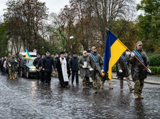 Залишилися дружина та дві доньки: в області поховали Героя
