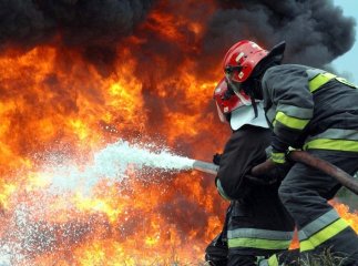На території підприємства ввечері спалахнула пожежа На території підприємства ввечері спалахнула пожежа