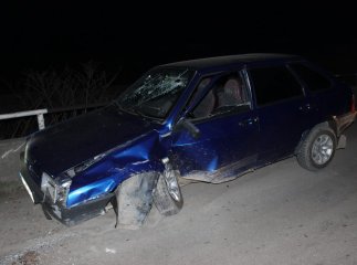 ДТП біля замку "Паланок" у Мукачеві: "дев’ятка" врізалась у перешкоду