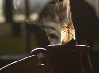 Не викидайте використані чайні пакетики — вони ще стануть у пригоді