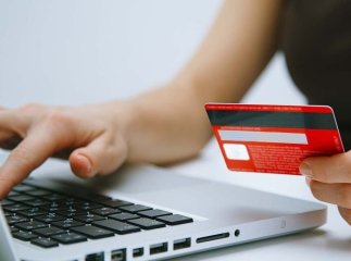 23-річна закарпатка ошукала щонайменше трьох осіб