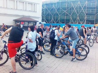 В Ужгороді відбувся літній велоквест