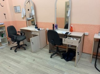 В Ужгороді невідомі "обчистили" перукарню