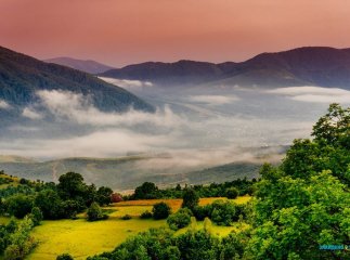 Колоритне закарпатське село потрапило у рейтинг унікальних місць України, які варто побачити цього літа