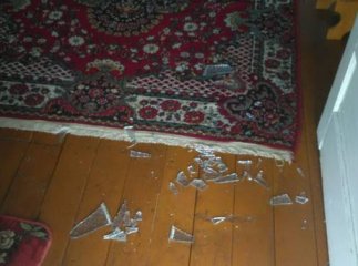 Зловмисник увірвався у будинок й відібрав від господині гроші та золото