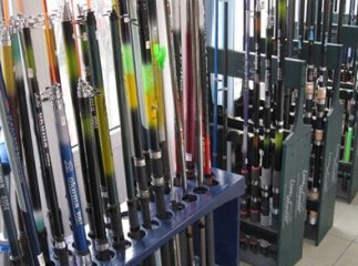 В Ужгороді пограбували магазин із рибальським спорядженням