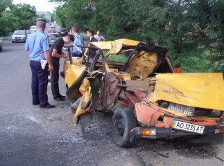Один із постраждалих у ДТП в селищі Чинадієво перебуває у комі (ВІДЕО)