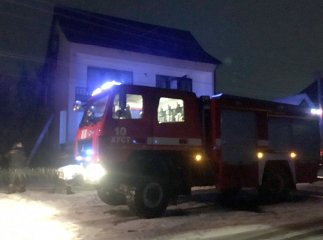 Рятувальники показали фото та розповіли подробиці нічних пожеж на Закарпатті