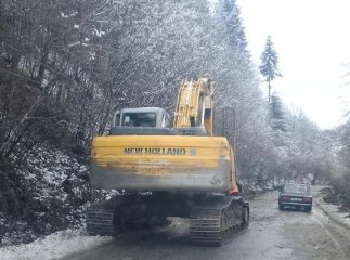 У Рахівському районі на дорогу зійшов селевий потік