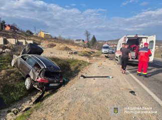 Авто кілька разів перекинулося: на Закарпатті сталась фатальна ДТП