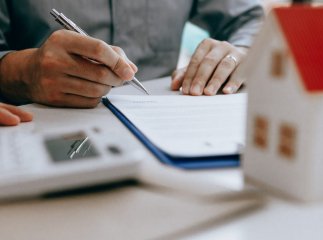 Конфісковане майно засудженого закарпатця реалізували, а гроші направлять в бюджет