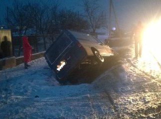 У Ракошині сталась ДТП: зіткнулись іномарка та мікроавтобус