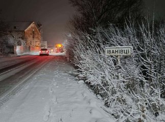 Дороги області розчищають від снігу: де працювала техніка