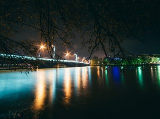 Страхітлива краса: фотограф зафіксував, як в Ужгороді виглядав паводок вночі