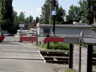 На Мукачівщині автомобіль ужгородця врізався у шлагбаум
