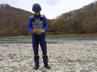 Небезпечну знахідку виявили на березі Тиси