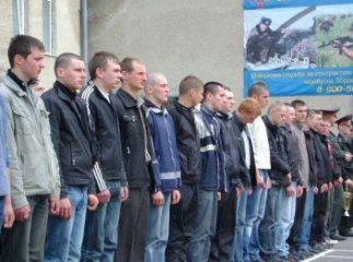 З Ужгорода та Ужгородщини планують призвати 1800 осіб