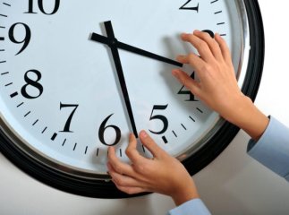 Україна переходить на зимовий час