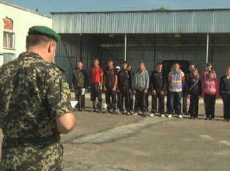 Мукачівські прикордонники проводили навчання для школярів (ФОТО)