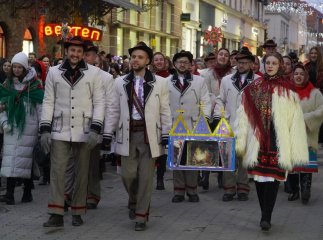 В центрі Ужгорода відбулася благодійна різдвяна коляда