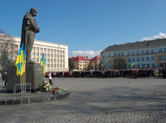 Ужгородці вшанували пам’ять Тараса Шевченка