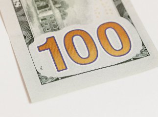 Що буде з курсом валют та чи вигідно зараз купувати долари
