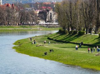 В Ужгороді на сьогодні заплановане загальноміське прибирання 