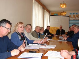 Перше засідання новообраної Громадської ради при Хустській РДА пройшло досить емоційно