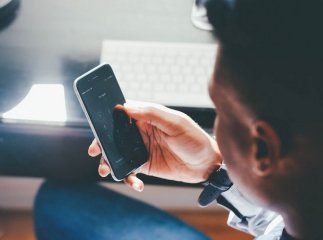 Правоохоронці вилучили у жителя Бобовища телефон за те, що він розмістив на своїй сторінці у соцмережі порно