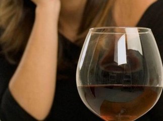 Поліцейські Дубівського відділення зупинили п’яну жінку за кермом