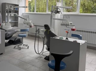 Місцева лікарня на Закарпатті отримала сучасний стоматкабінет
