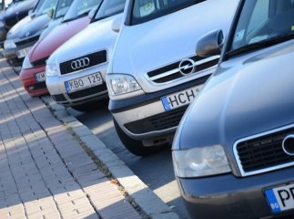 Закони про доступне розмитнення "євроблях" передали на підпис Зеленському