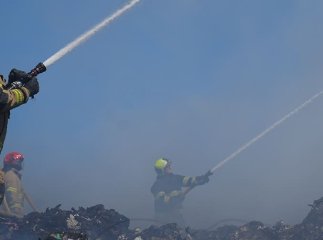 Названо ймовірну причину пожежі на сміттєзвалищі під Ужгородом