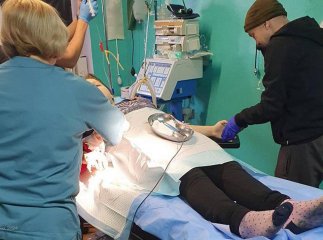 Медики 128-ї бригади розповіли, як допомогли 12-річній дівчинці