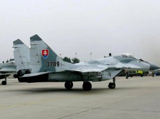 Чехія погодилася захищати небо Словаччини. Тепер Україна може отримати винищувачі МіГ-29
