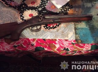 У квартирі мукачівця знайшли зброю