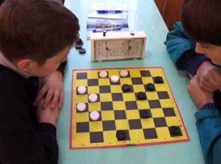 В обласному центрі визначили найкращих шашкістів області