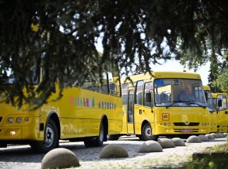 Парк шкільних автобусів поповнять на Закарпатті