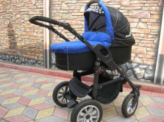 Мукачівка поцупила дитячий візок, аби розрахуватись за житло