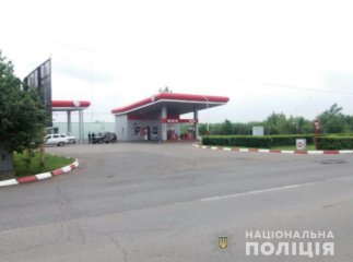 Стало відомо, хто "замінував" автозаправку у Мукачеві