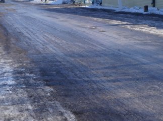 Рятувальники попереджують закарпатців про ожеледицю на дорогах області